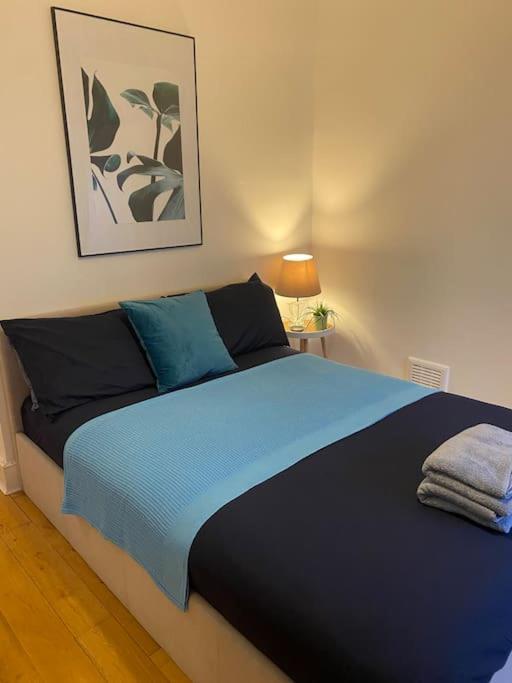 2 Bedroom Flat In Camberwell Green - Central Location With Excellent Connections To Tourist Attractions And Main London Airports エクステリア 写真